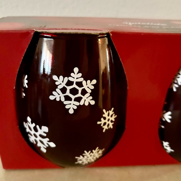 NIB St. Nicholas Square Yuletide, stemless wine glasses. 19oz. - Picture 3 of 7